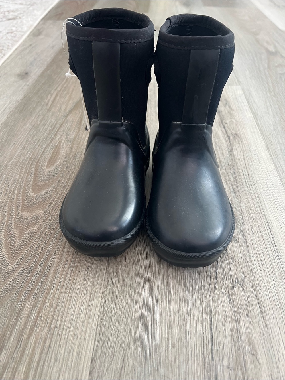 Ugg Kids Black Waterproof Rain Boots - Picture 2 of 9